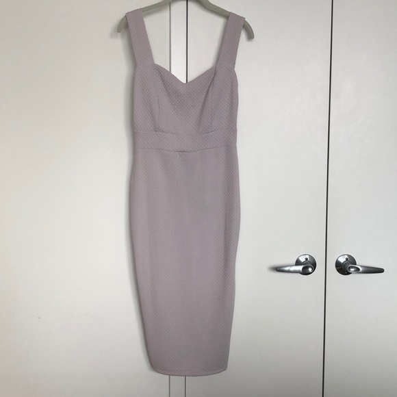 Boohoo Dresses & Skirts - Sleeveless Dress